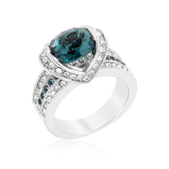 Silver Moon Bay Jewelry - Majestic Blue Sapphire 2.8 Ct in White Gold